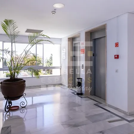 751, Renovated 2 Beedroom Apartment, Second Line Of The Beach, Wifi, Parkinging Apartment